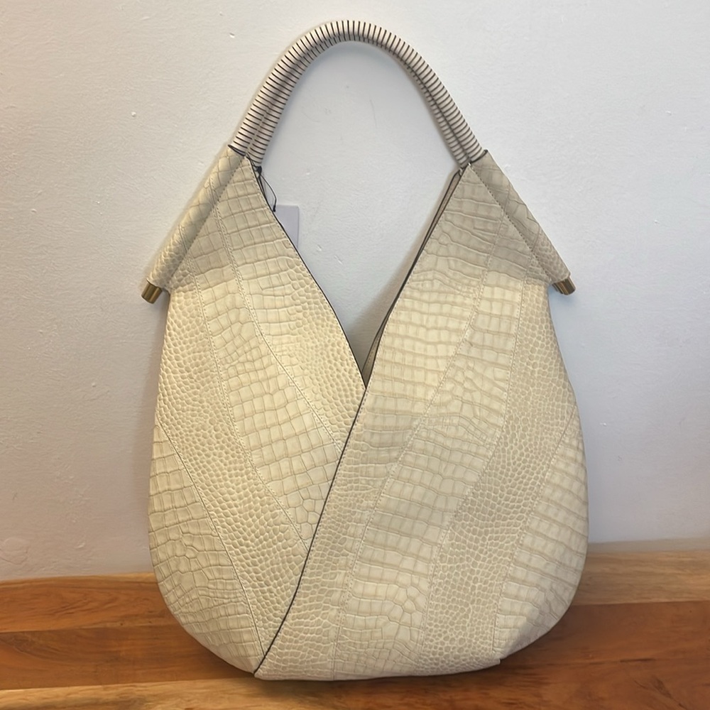 New! Baldwin.Donna Karan cream/off white beauty